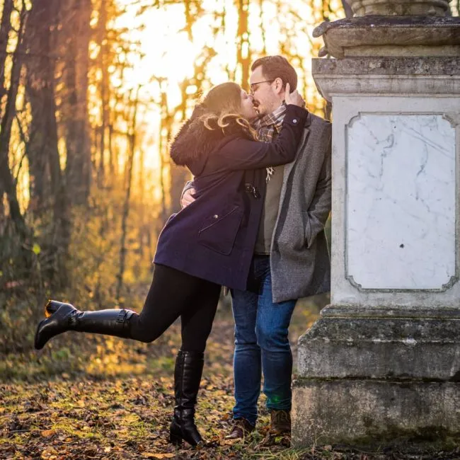 Verlobungsfotos Wiener Neustadt im Akademiepark