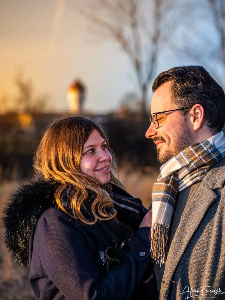 Verlobungsfotos Wiener Neustadt im Akademiepark