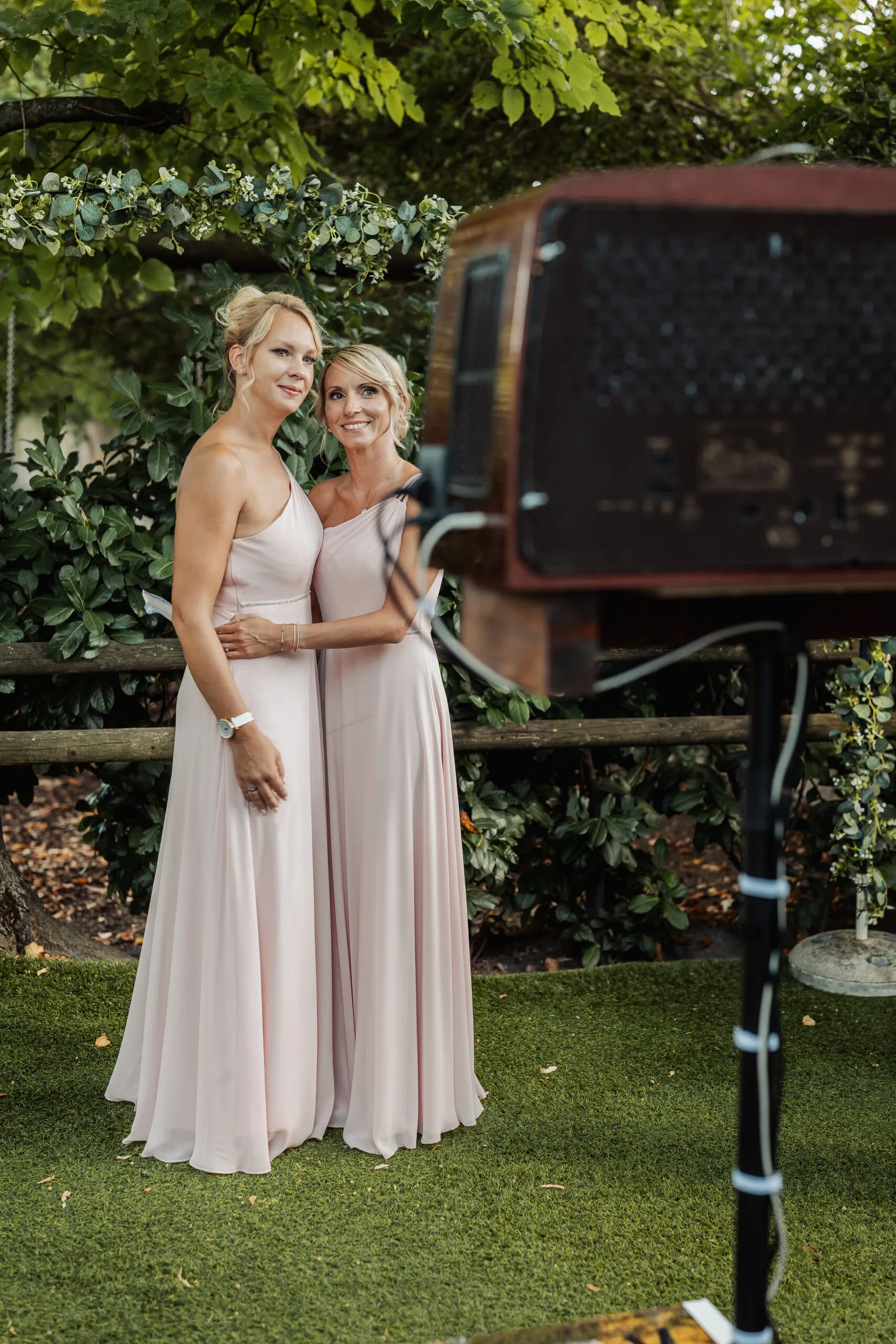 Retro Fotobox Hochzeiten Premium Fotobox Röhrenradio-55